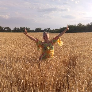 Настя (мисс Счастье)