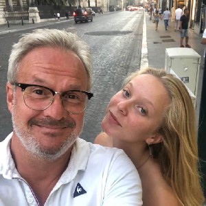 mark  Harrison profile