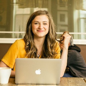 Earn_profit_with_Ava_Willams