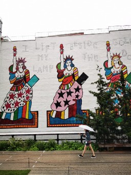 Между нами девочками! logo